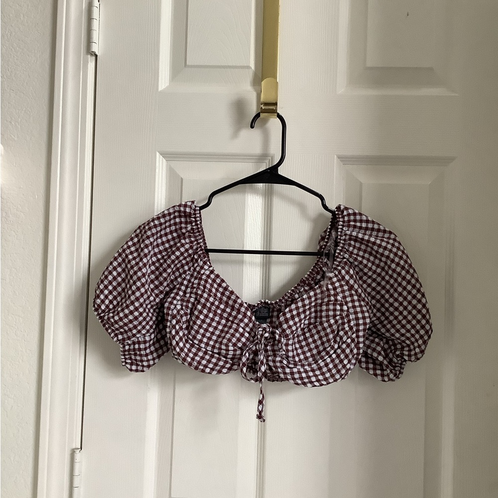Crop top